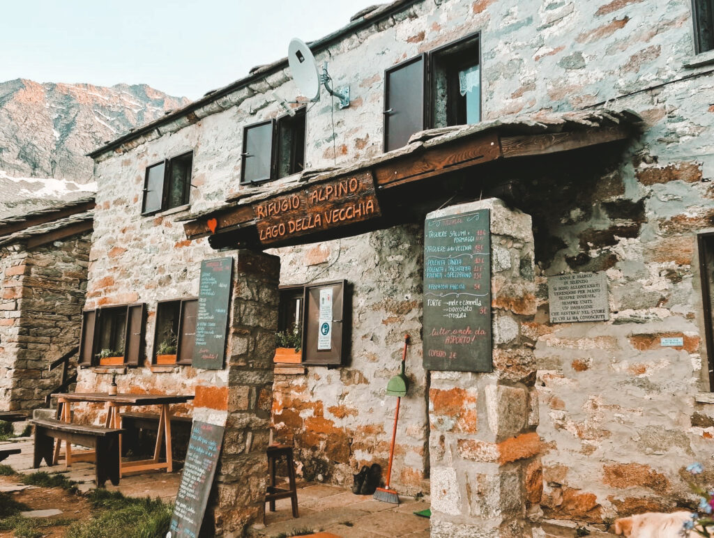 Rifugio Lago della Vecchia