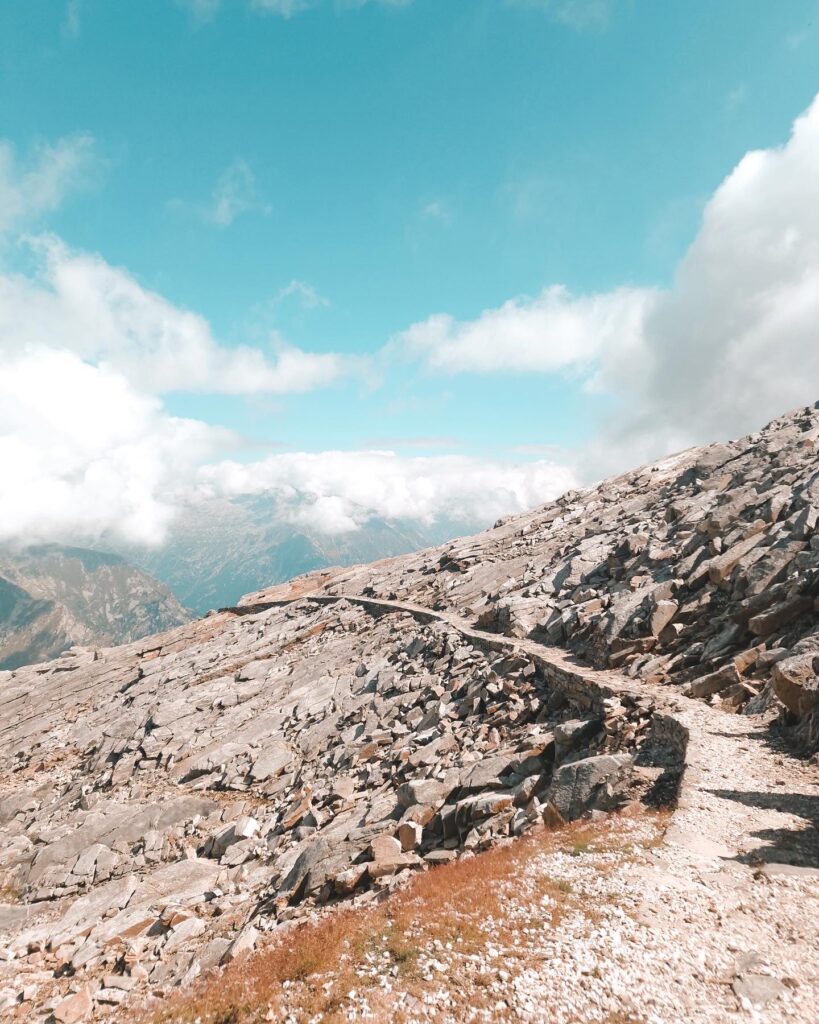 Tour del Monte Rosa - Giorno 1 - Trekking Hiking Ultralight